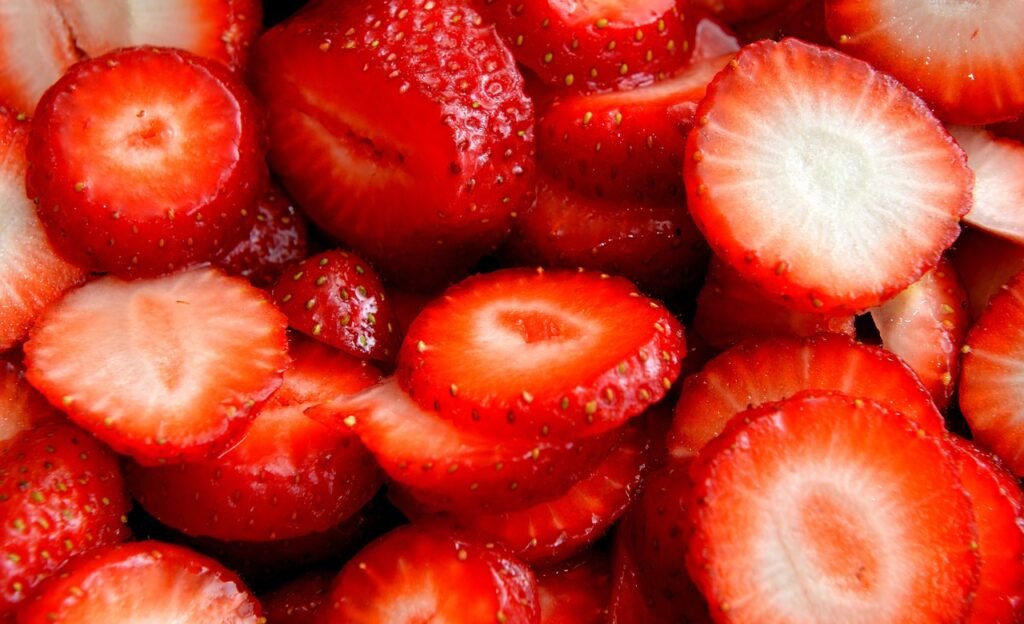 strawberries, sliced, for freeze-drying